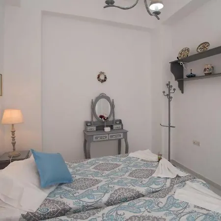 Apartment Lovely House Infront Of The In Molos Molos (Paros)