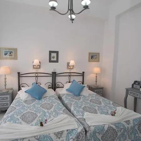 Lovely House Infront Of The In Molos * Molos (Paros)