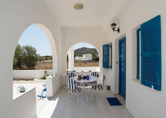 Lovely House Infront Of The In Molos