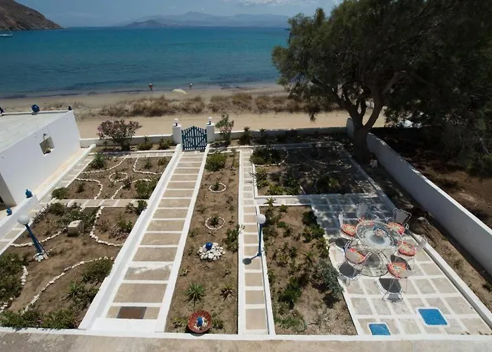 Lovely House Infront Of The In Molos * Molos (Paros)