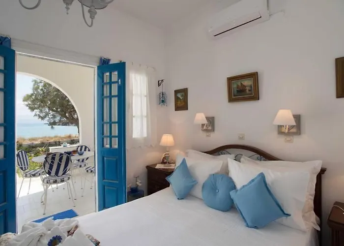 Lovely House Infront Of The In Molos Appartamento